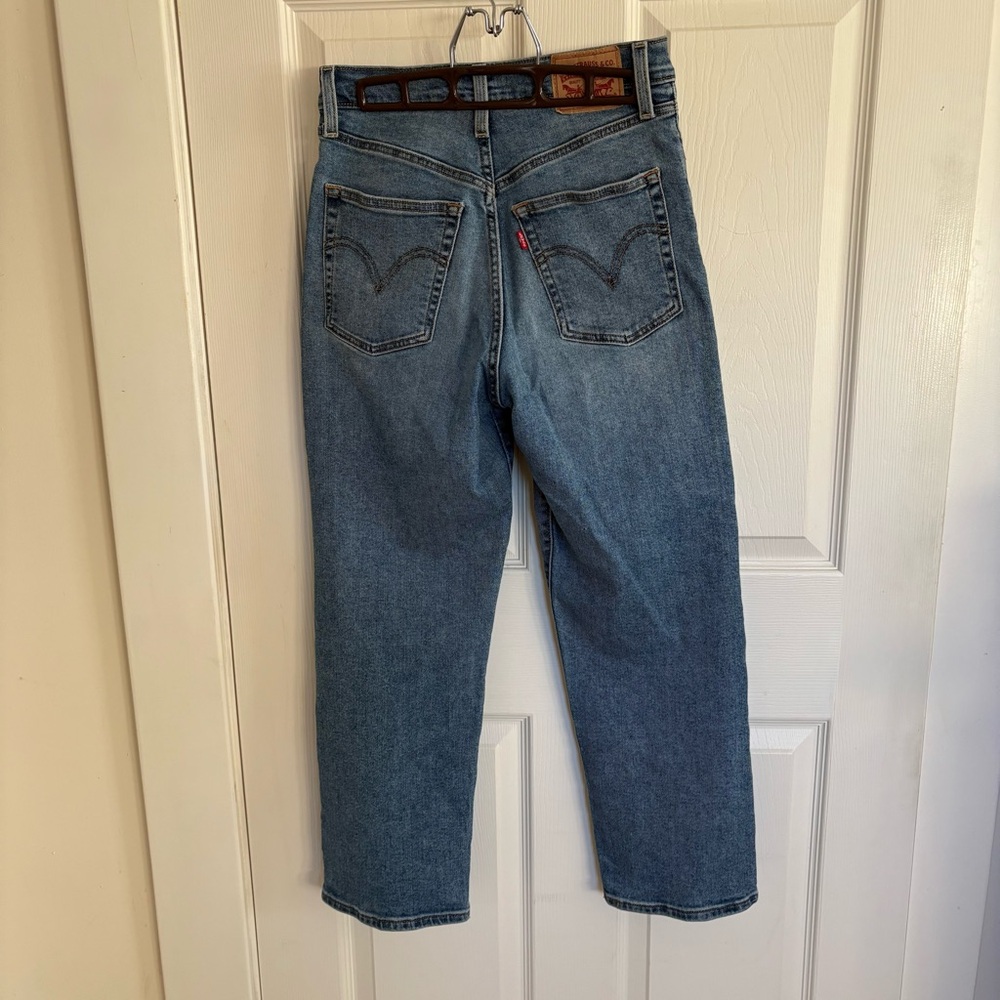 Levi’s Ribcage Straight Jeans